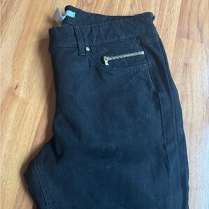 H&M Black Skinny pants with Zip Pocket